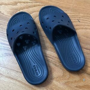 Brand new navy blue kids croc flip-flops